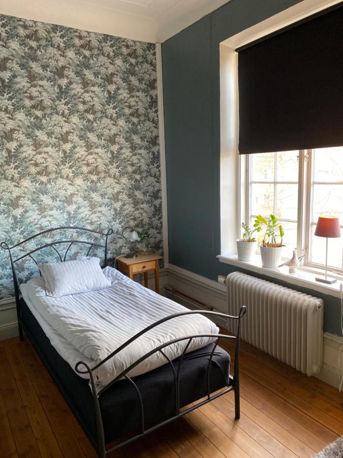 Ting1903 Bed & Breakfast Авеста Екстер'єр фото
