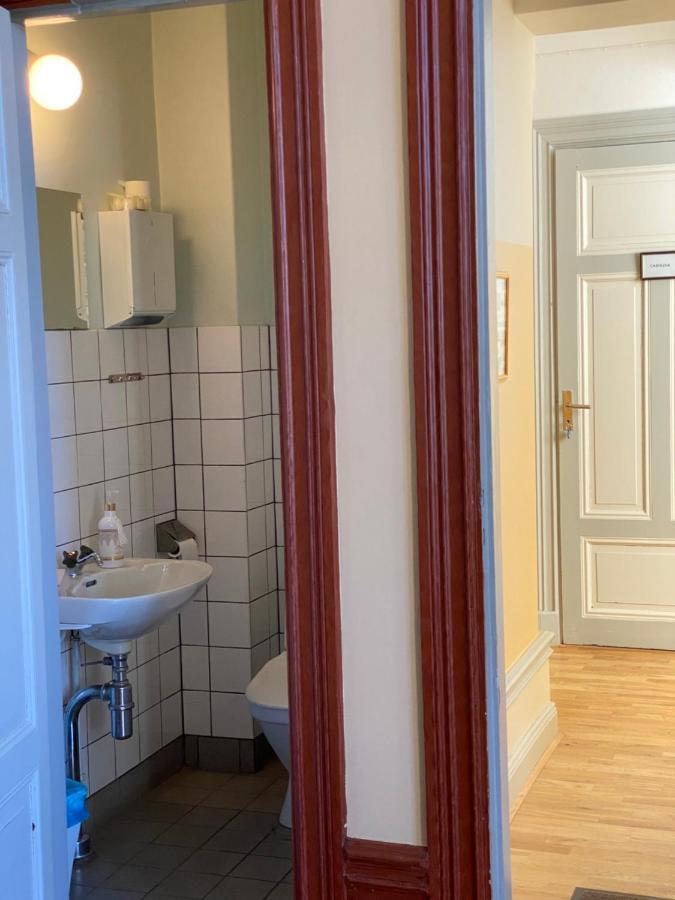Ting1903 Bed & Breakfast Авеста Екстер'єр фото